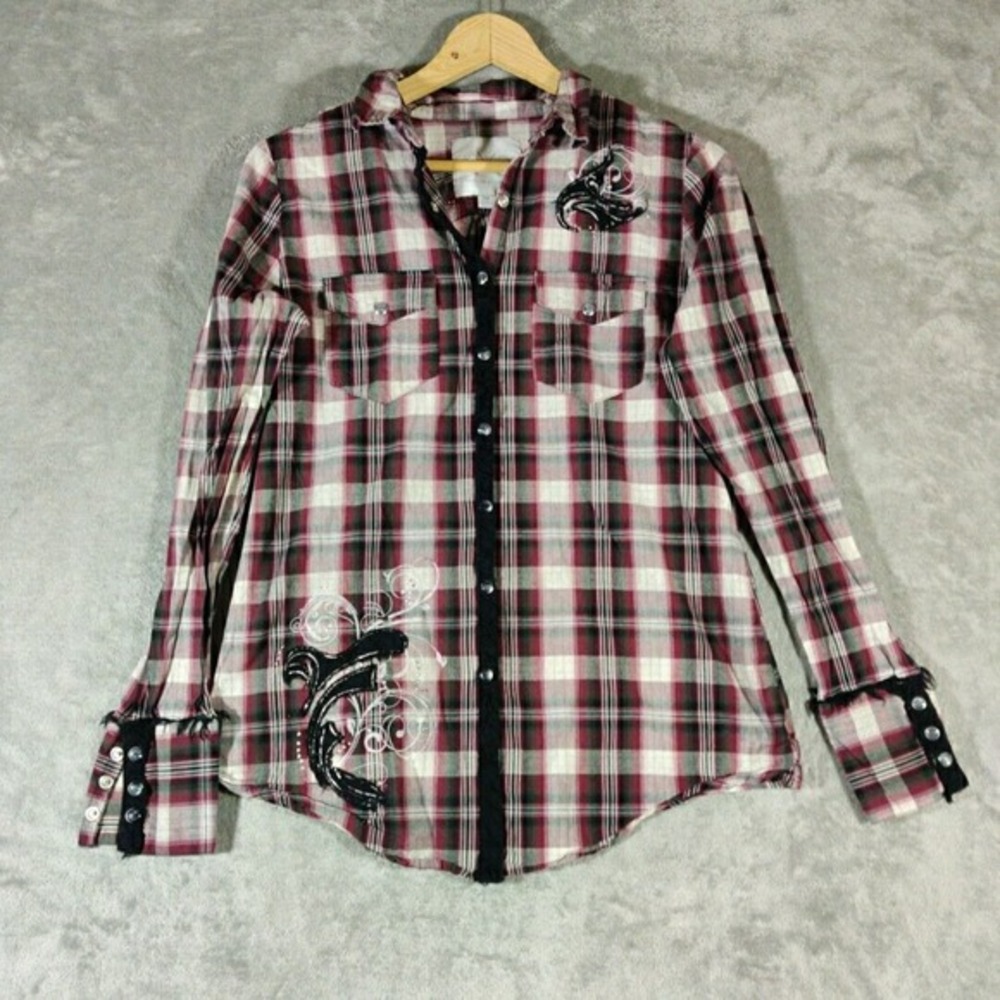 Maurices Premium Shirt Womens Medium Burgundy Plaid Pearl Snap‎ Casual Cotton